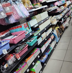 Store aisle variety