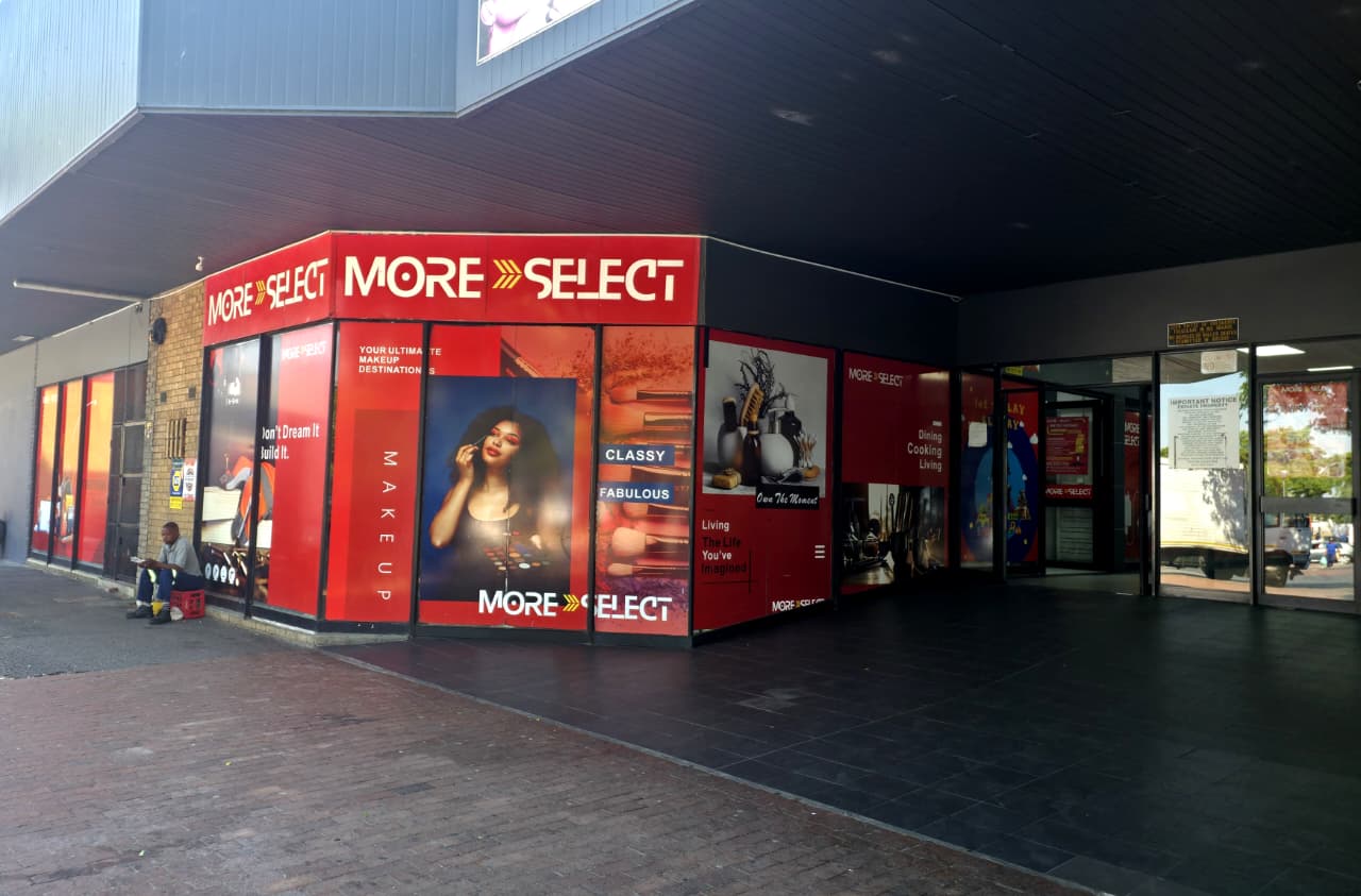 More Select storefront